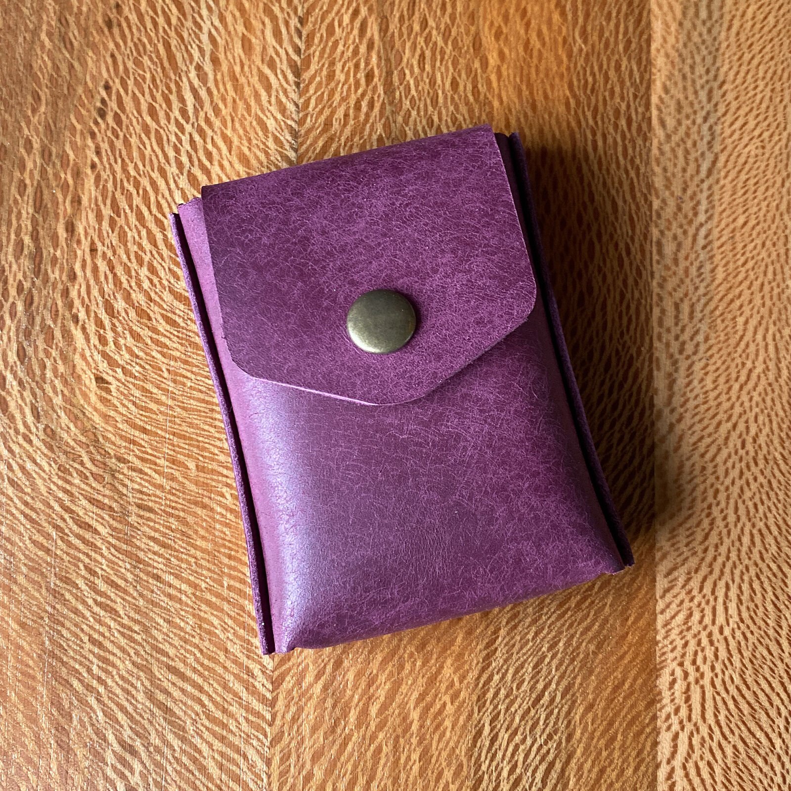 Minimalist Leather Card Holder - Purple